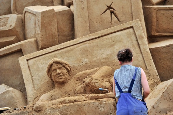 Фестиваль песчаных скульптур Sandsation в Берлине 